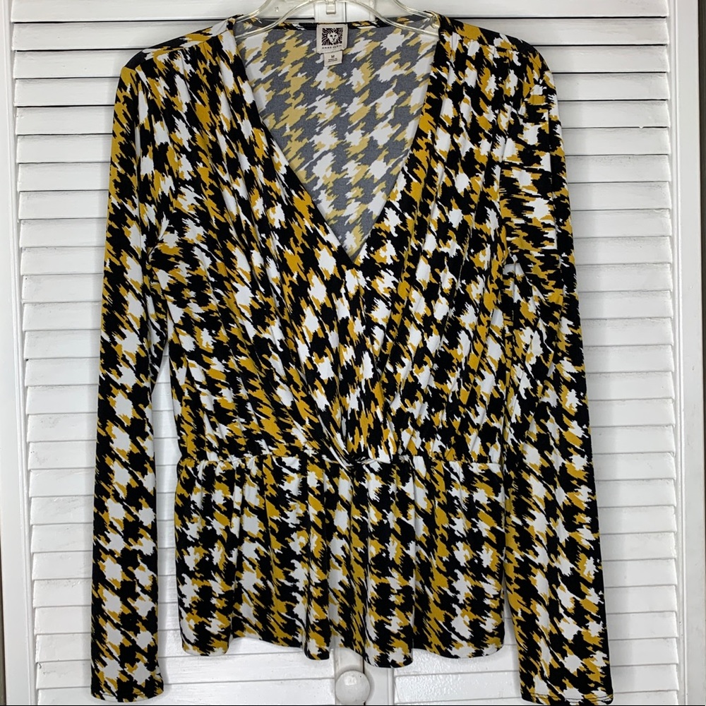 Checkered Black, Yellow and White Top